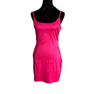 Misguided Petite size 6 cocktail dress Barbie Pink adjustable straps party dress